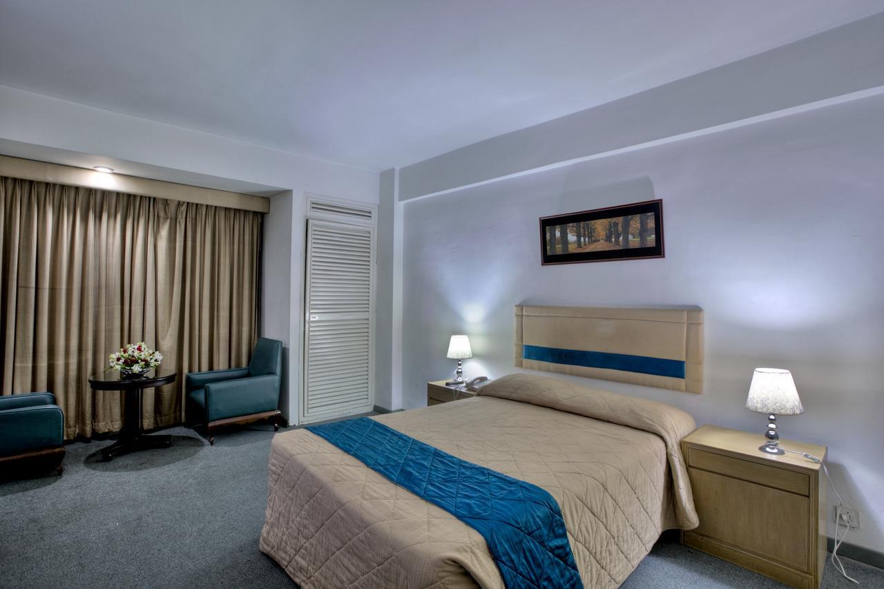Hotel Purbani International Ltd. Dhaka Esterno foto
