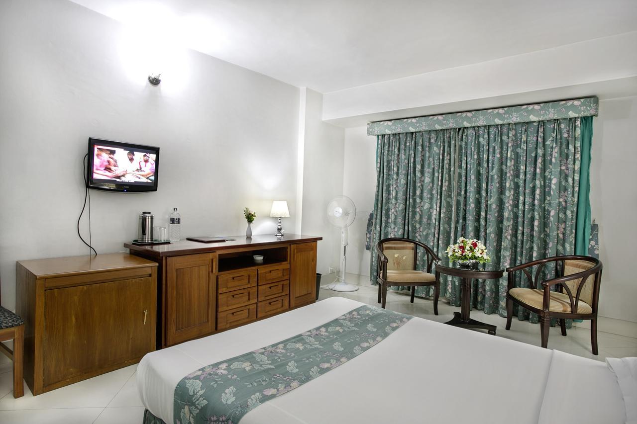 Hotel Purbani International Ltd. Dhaka Esterno foto