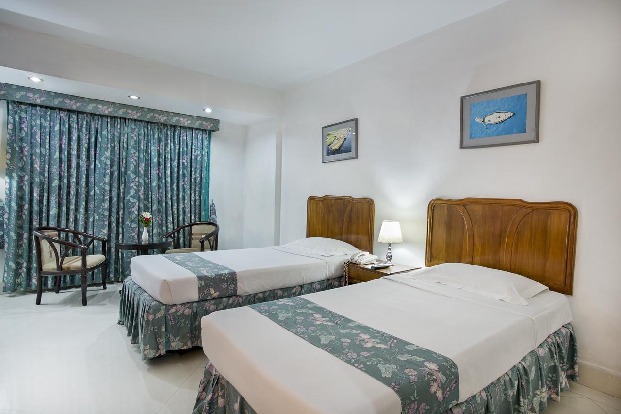 Hotel Purbani International Ltd. Dhaka Esterno foto